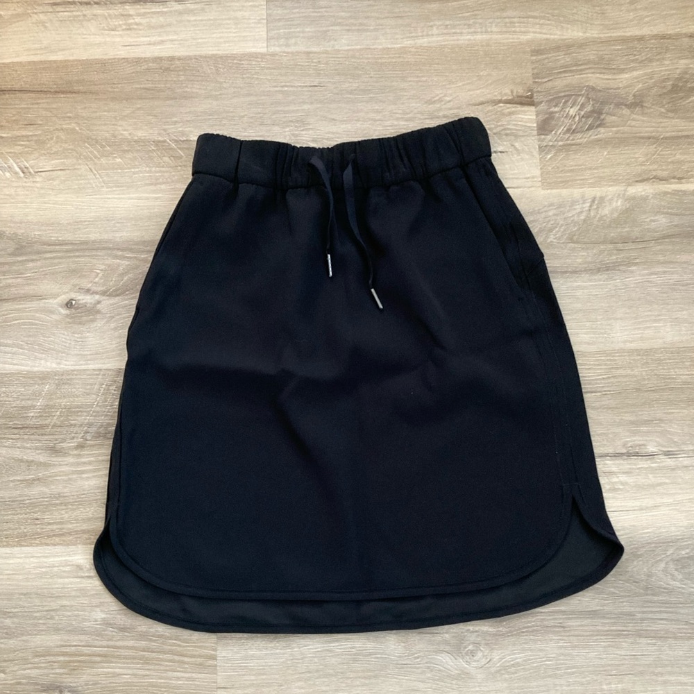 Lululemon On the Fly Skirt